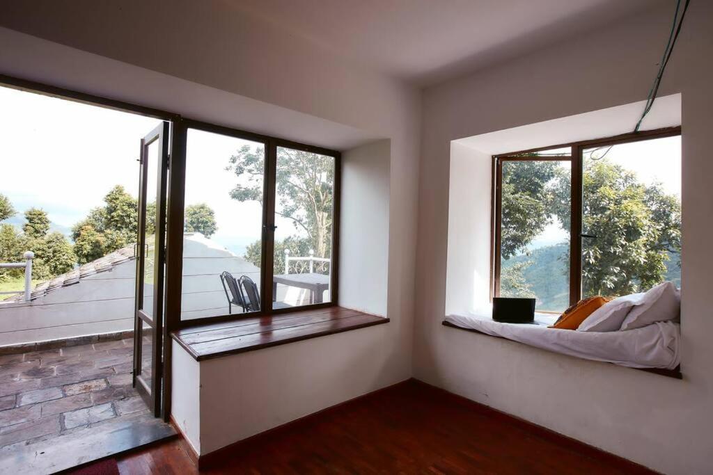 Ghost Villa Pokhara With Mountain View 20Mins From Main Area Ranipauwa Exteriér fotografie